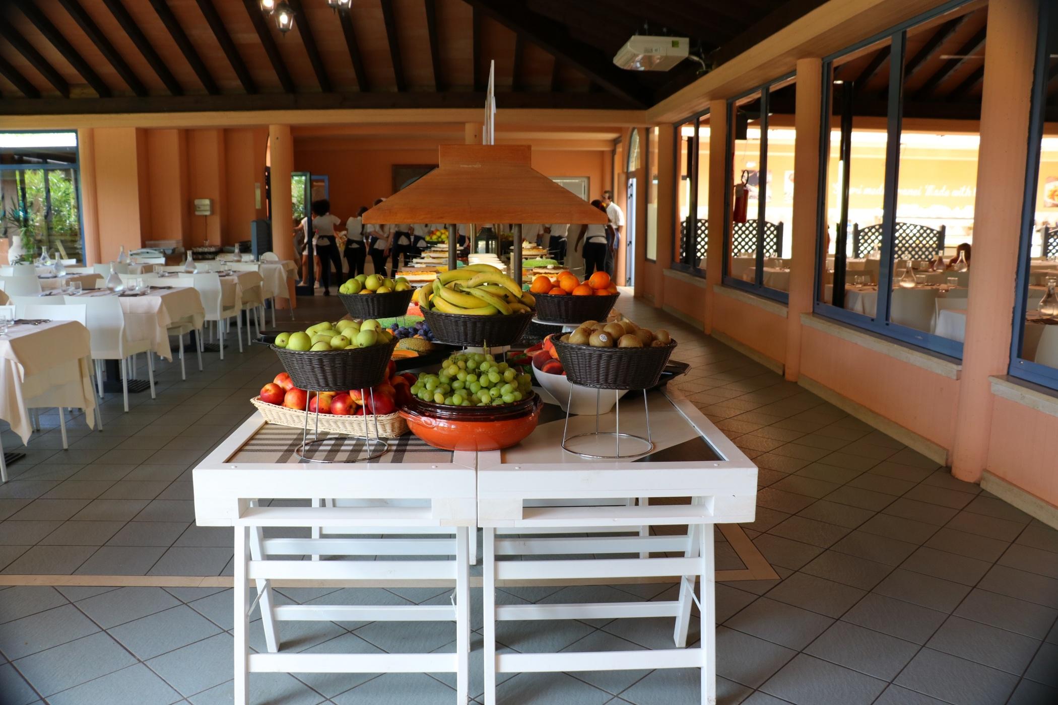 Garden Toscana Resort Сан-Винченцо Экстерьер фото