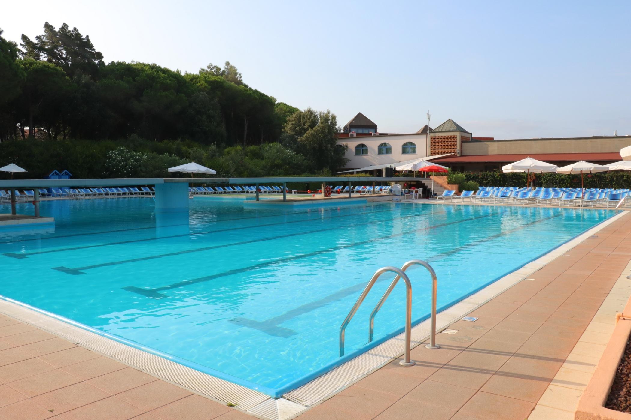 Garden Toscana Resort Сан-Винченцо Экстерьер фото