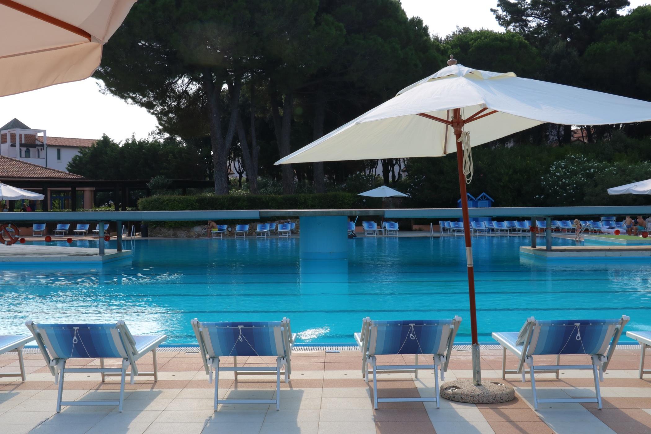 Garden Toscana Resort Сан-Винченцо Экстерьер фото