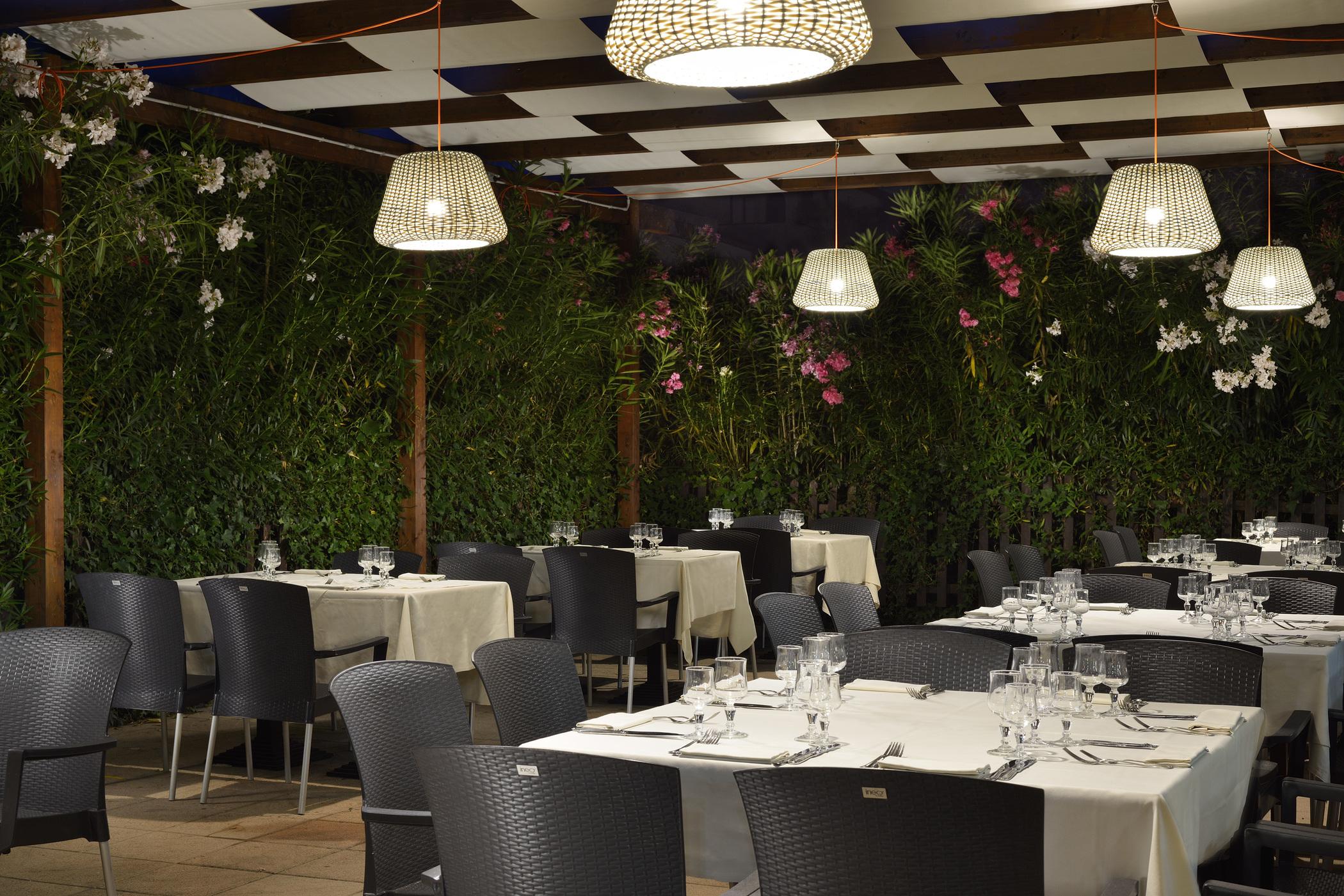 Garden Toscana Resort Сан-Винченцо Экстерьер фото