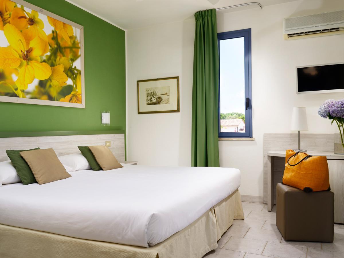 Garden Toscana Resort Сан-Винченцо Экстерьер фото
