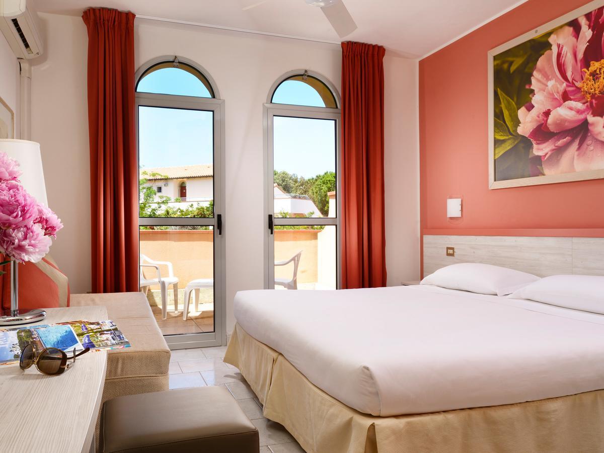 Garden Toscana Resort Сан-Винченцо Экстерьер фото